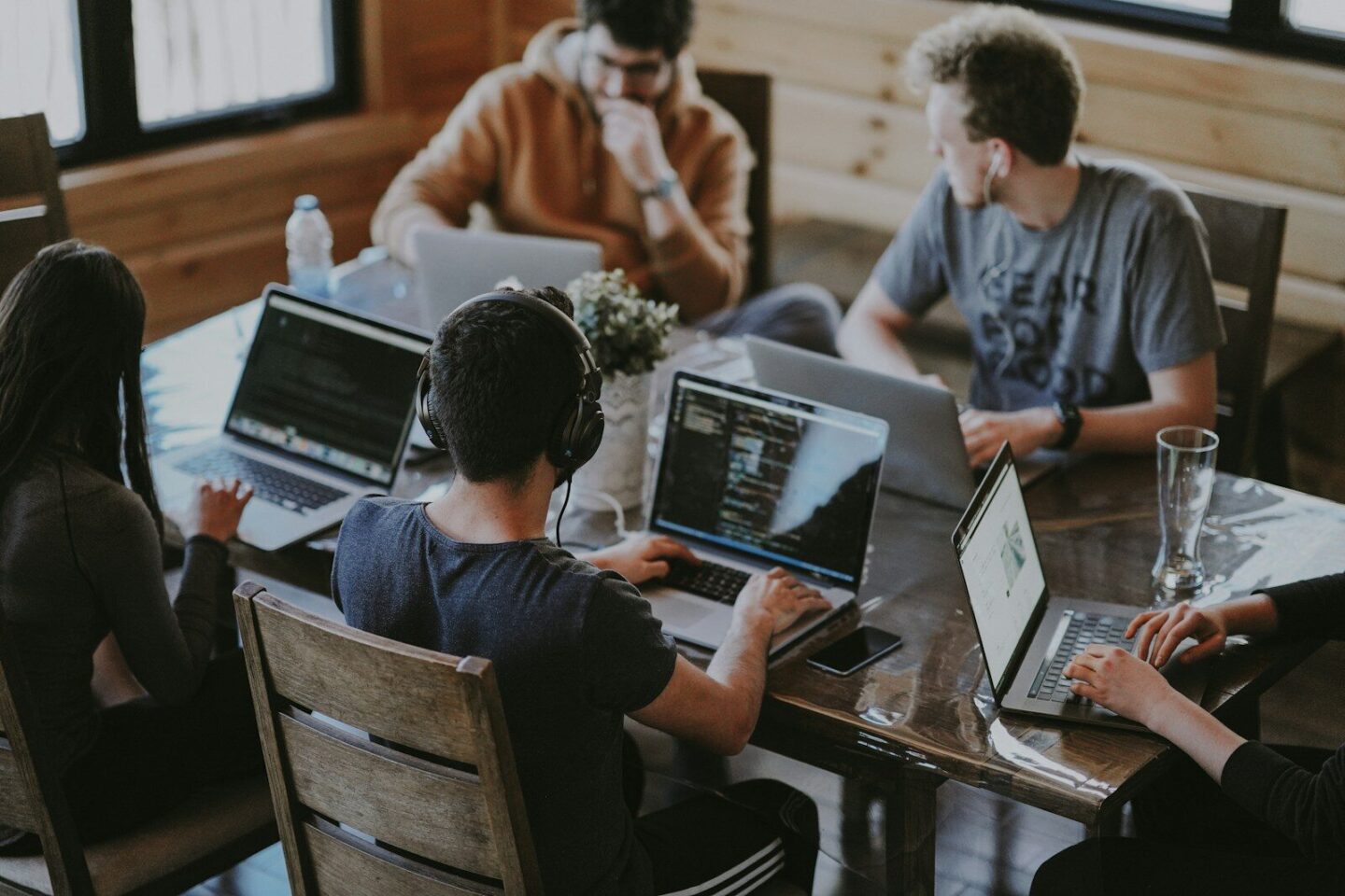 Business Process Outsourcing (BPO) – co to jest, jak działa i kiedy się opłaca?